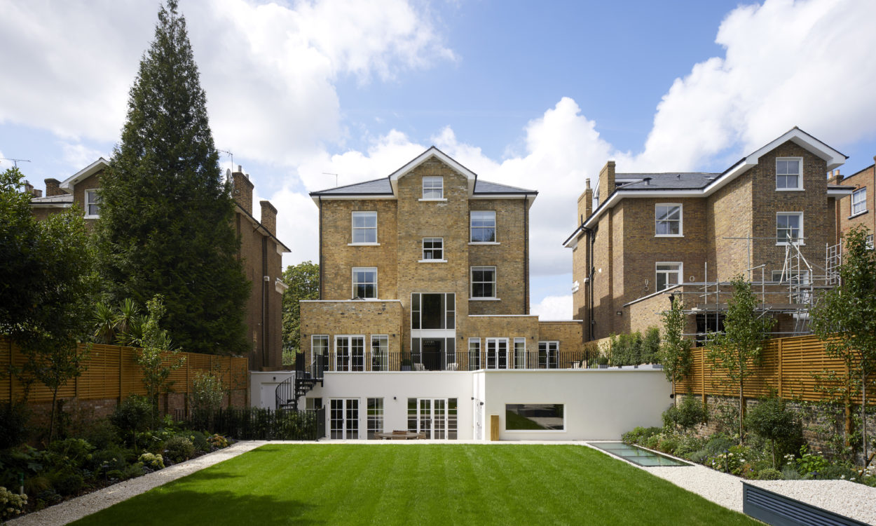 Holland Park Villas image